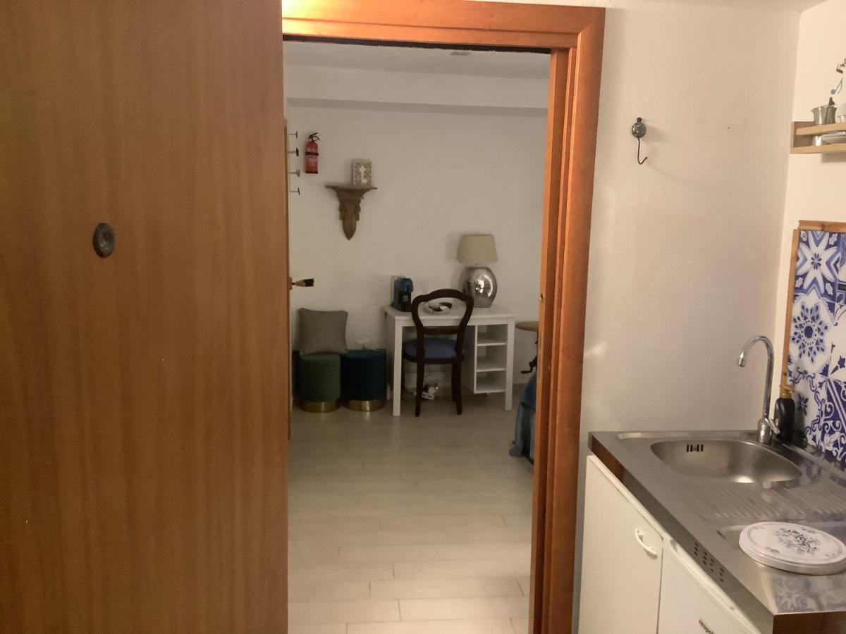 Tinnyhouse 那不勒斯 外观 照片