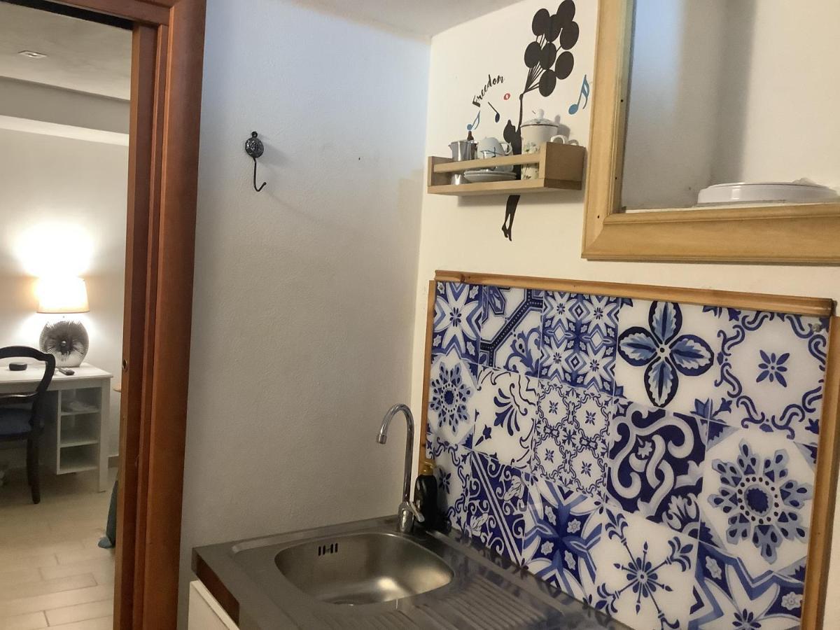 Tinnyhouse 那不勒斯 外观 照片
