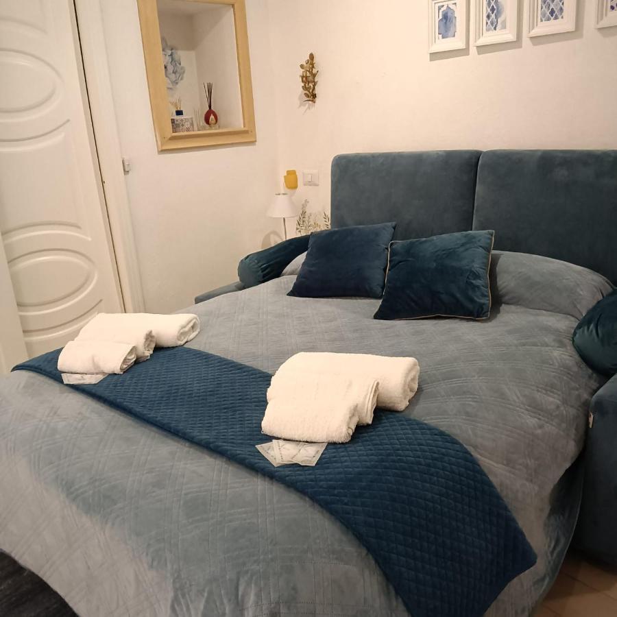 Tinnyhouse 那不勒斯 外观 照片